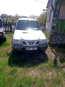 Nissan terano - 12
