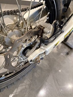 Yamaha yzf 250 - 12