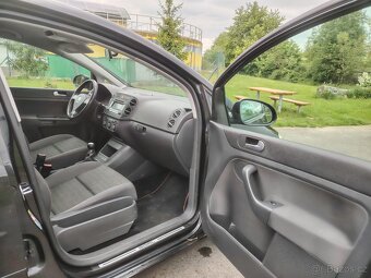 Prodám VW Golf + 1.6MPI 16V 75Kw r.v.2006 naj.154tis. - 12