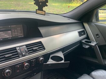 BMW e61 530 XD 170 KW - 12