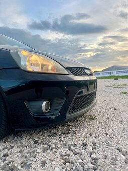 Ford Fiesta ST150 - 12