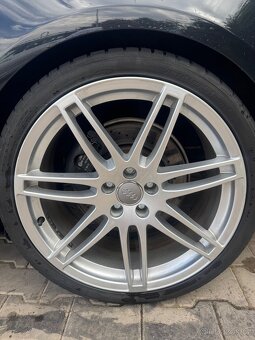 Audi S5 4.2 V8 Quattro | Manuál - 12