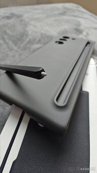 Samsung Galaxy Z Fold 5 příslušenství - 12