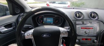 Ford Mondeo combi Mk4 - 12