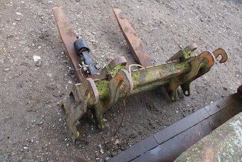 Zetor 7211 čelní nakladač ln 7211 lopata deska  s vidlemi - 12
