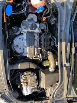 Rapid 1.2 pouze(102600km) Servisni kniha - 12