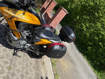 Honda Transalp  700 - 12