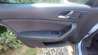 Škoda Yeti 2.0tdi 81kw 4x4 ČR serviska - 12