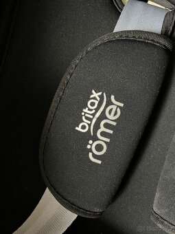 BRITAX ROMER BabySafe iSense 2022 - 12