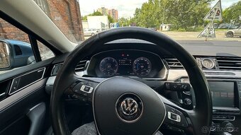 Volkswagen Passat B8 2,0 TDi Highline (bez AdBlue) - 12