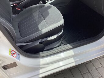 ŠKODA FABIA 3 1.0TSI ROK 5/2022 TOUR koup.ČR jeden majitel - 12