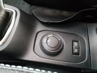 Dacia Duster 1.2 TCe PRESTIGE 4WD - 12