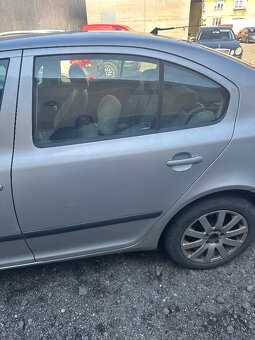 Škoda octvia 2 1,6 mpi na nd - 12