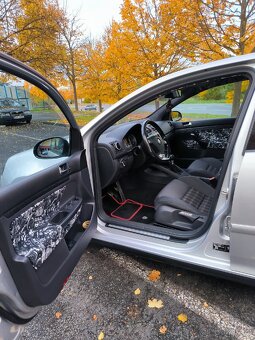 VW Golf 5 GTI - 12