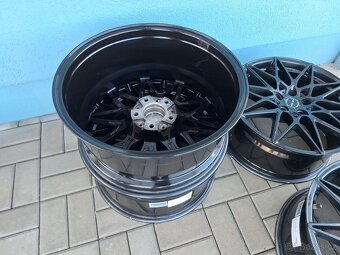 ALU kola AXXION AX9 5x120 - 12