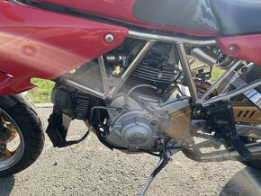 Ducati 900ss - 12