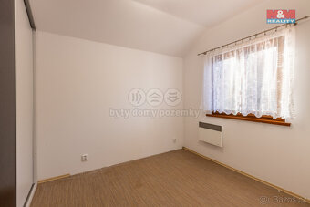 Prodej stavebního pozemku 700 m2, ul. Průmyslová, Jesenice - 12