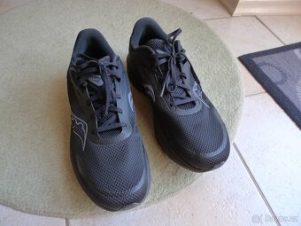 Sportovní, běžecké boty Saucony Axon 3, 46 - 12