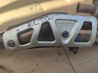 Gilera rc 600 - 12