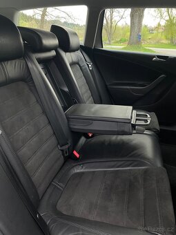 Volkswagen Passat - 12