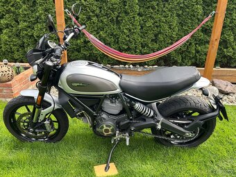 Ducati Scrambler 800 - 12