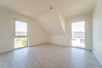 Prodej rodinného domu 124 m², pozemek 1153 m², Sibřina - 12