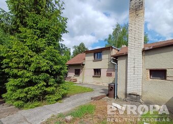 Dům k celkové rekonstrukci nebo demolici - 12