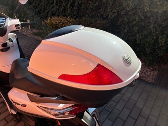 SYM Symphony ST 125 – jako nový, 2 405 km, 1. majitel - 12