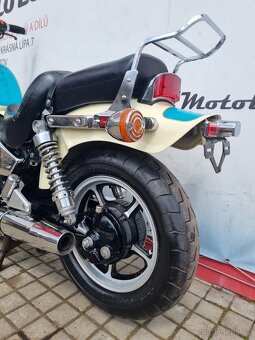 Honda VT 700c Shadow - 12