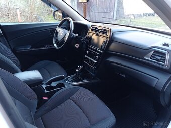 SsangYong Tivoli Grand 1.5 TGDI 163KM - 12