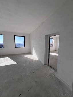 Pronájem budovy 1 950 m² - 12