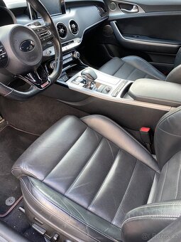 Kia Stinger 3,3TGDI V6, ČR - 12