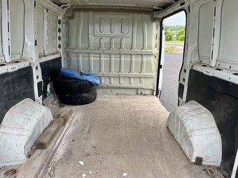 Citroën Jumper 2.2 HDi, 2010, 1. majitel, koupeno v ČR - 12