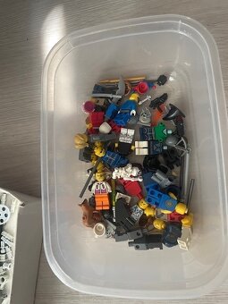 LEGO - - 12