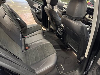 Mercedes-Benz GLE 300d 4MATIC AMG ČR DPH - 12
