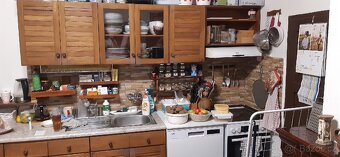 Kuchyňská linka z masivu + Rohové sezení - 12