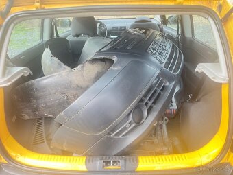Prodám 2x VW Fox 1.2 40kW - 12
