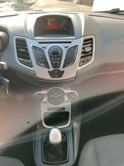 Ford Fiesta, 1.25i 44kW DVĚ SADY PNEU KLIMA - 12