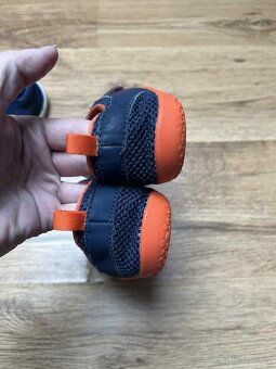 Barefoot boty a Tarmak 33, Hellys koloboty 33 - 12