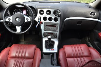 Alfa Romeo 159 2.4 JTDm 20V Q4 6st Sportwagon,KŮŽE,XENONY - 12