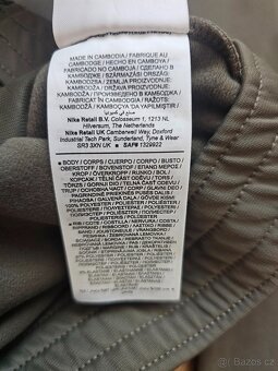 Nová dívčí sportovní souprava Nike Sportswear - 12