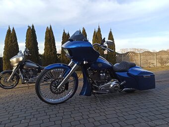 Road Glide Bagger - 12