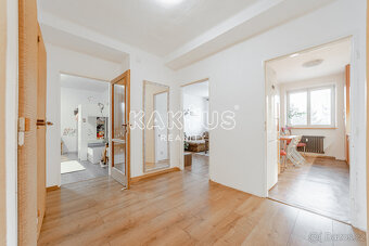 Prodej družstevního bytu 3+1, nám. B. Němcové, Ostrava - Por - 12