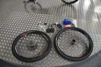 Scott  Genius Ritchey Carbon Twinlock IMP4 + příslušenství - 12