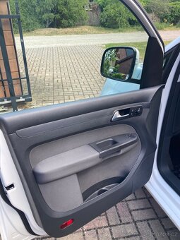 VW CADDY 1,6TDI 75kW - 12