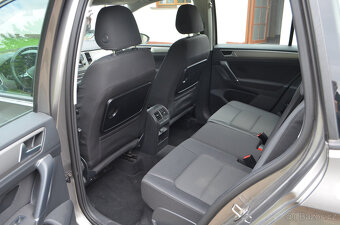PRODÁM VW GOLF SPORTSVAN 1.6TDI DSG 2014 - 12