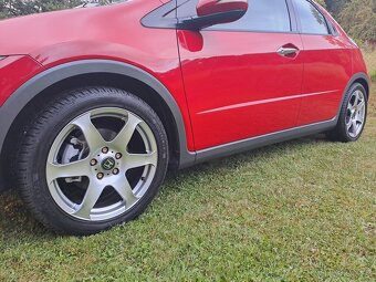 Honda Civic 8G 2006 - 12