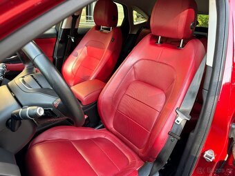 Jaguár E-PACE 2,0 D, 110 kW, CENA netto 398000 - 12