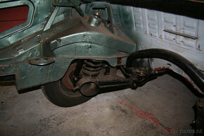 Tatra 613-4 karoserie po opravě - 12