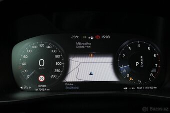 Volvo XC40 T3 A/T 120kw - 12
